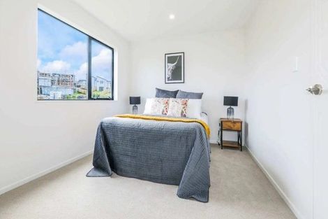 Photo of property in 39b Crestview Rise, Papakura, 2110