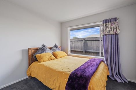 Photo of property in 43 Farnborough Street, Aranui, Christchurch, 8061