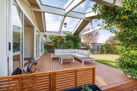 Photo of property in 3 Karaka Street, Hokowhitu, Palmerston North, 4410