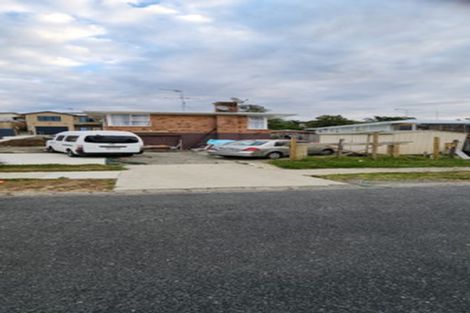 Photo of property in 5 Ennis Avenue, Pakuranga Heights, Auckland, 2010