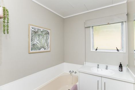 Photo of property in 65b Sunvale Crescent, Whataupoko, Gisborne, 4010