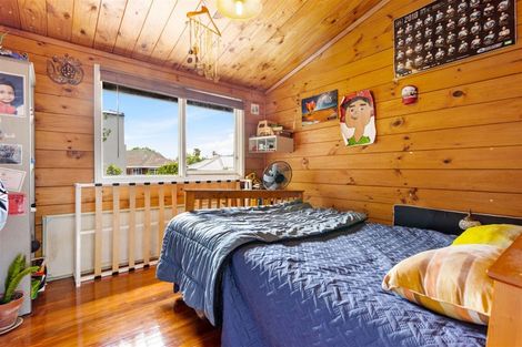 Photo of property in 10 Bluefin Way, West Harbour, Auckland, 0618