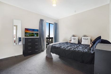 Photo of property in 16 Castlehill Court, Wattle Downs, Auckland, 2103