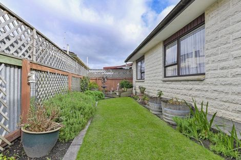 Photo of property in 2/504 Ellison Road, Hastings, 4122