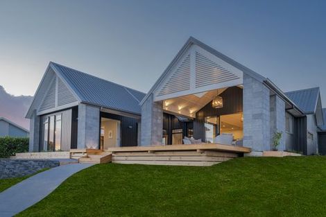 Photo of property in 61c Breadalbane Avenue, Havelock North, 4130