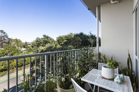 Photo of property in Shoal Haven Apartments, 408a/130 Anzac Street, Takapuna, Auckland, 0622
