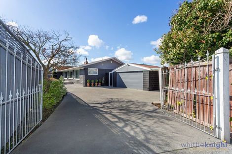 Photo of property in 16a Hamilton Avenue, Ilam, Christchurch, 8041