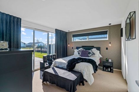 Photo of property in 8 John Raven Lane, Woodend, 7610