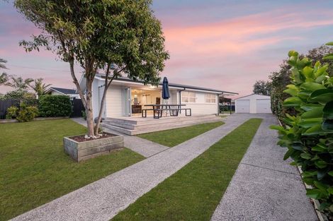 Photo of property in 216 Range Road, Papamoa Beach, Papamoa, 3118