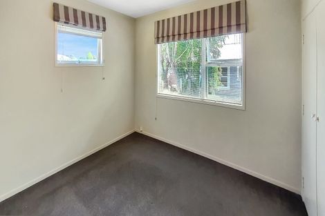 Photo of property in 1/44 Stanley Road, Glenfield, Auckland, 0629