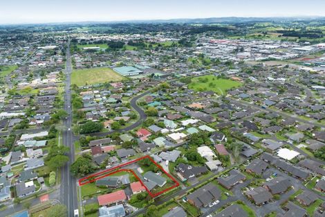 Photo of property in 270 Queen Street, Pukekohe, 2120