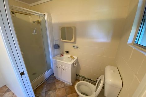 Photo of property in 84 Glencoe Road, Browns Bay, Auckland, 0630