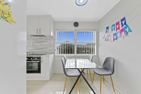 Photo of property in 19 Awatere Street, Clover Park, Auckland, 2023