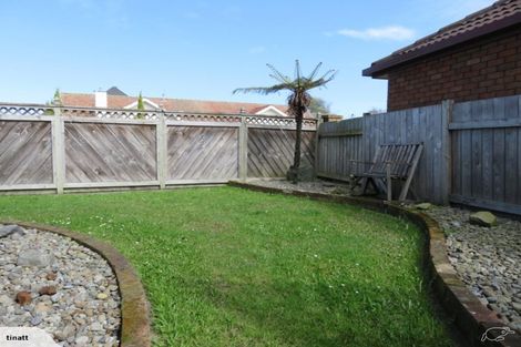 Photo of property in 3 Pahiatua Street, Hokowhitu, Palmerston North, 4410