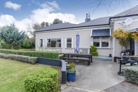 Photo of property in 2 Henderson Street, Otane, 4202