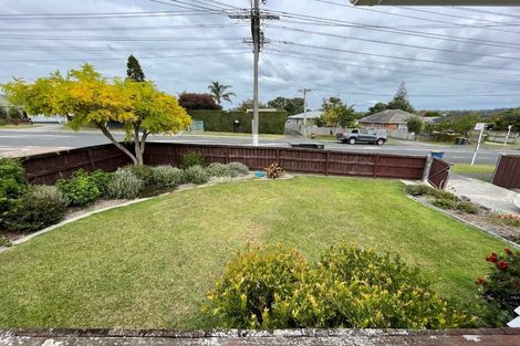 Photo of property in 41 Flanshaw Road, Te Atatu South, Auckland, 0610