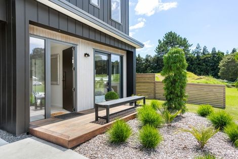 Photo of property in 18 Pinnacles Lane, Pauanui, 3579