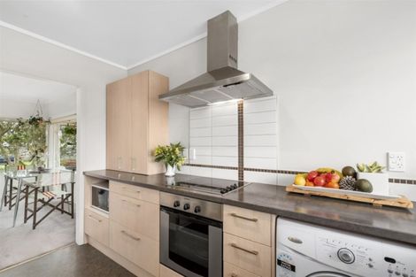 Photo of property in 2/39 Lake Road, Devonport, Auckland, 0624