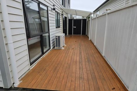 Photo of property in 230a Sunset Road, Windsor Park, Auckland, 0632