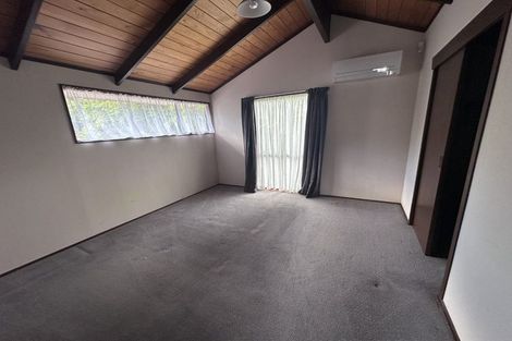 Photo of property in 48 Banyan Drive, Totara Heights, Auckland, 2105