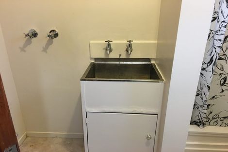 Photo of property in 28f Leighton Avenue, Waiwhetu, Lower Hutt, 5010