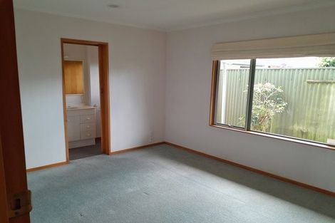 Photo of property in 9 Edgecombe Court, Roslyn, Palmerston North, 4414