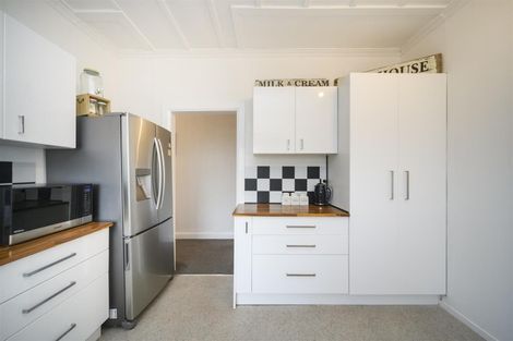 Photo of property in 42 King Street, Marton, 4710