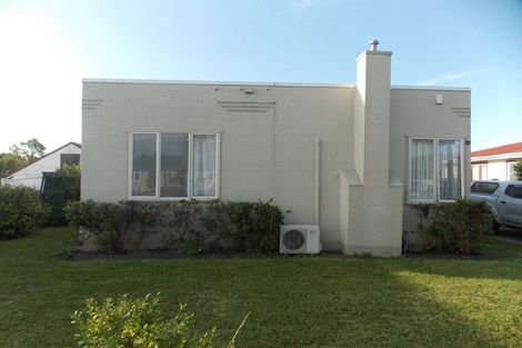 Photo of property in 21 Rewa Street, Takaro, Palmerston North, 4412