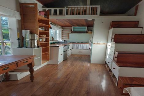 Photo of property in 197 Parker Road, Oratia, Auckland, 0604