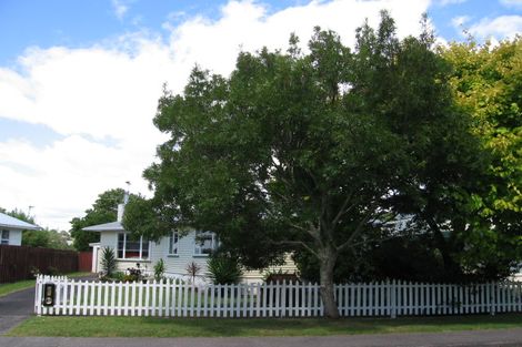 Photo of property in 6 Lynden Avenue, Hillcrest, Auckland, 0627