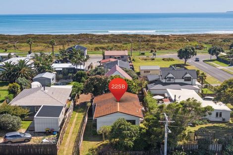 Photo of property in 225b Dickson Road, Papamoa Beach, Papamoa, 3118