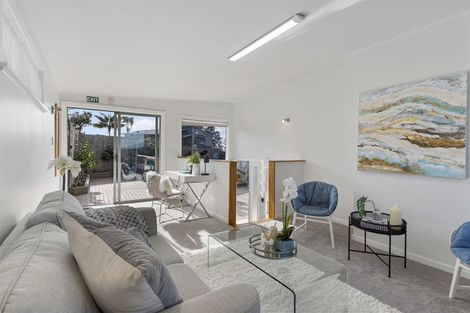 Photo of property in 149 Sandspit Road, Shelly Park, Auckland, 2014