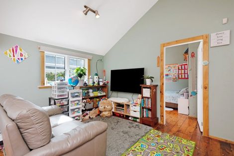 Photo of property in 17b Millward Street, Newtown, Wellington, 6021