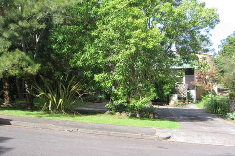 Photo of property in 11 Scotstoun Place, Glen Eden, Auckland, 0602