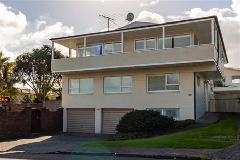 Photo of property in 4/13 Walter Street, Hauraki, Auckland, 0622