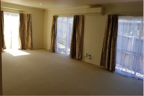 Photo of property in 12 Wheaton Place, Glen Eden, Auckland, 0602