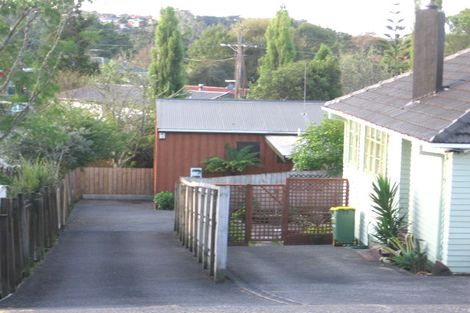Photo of property in 8 Parrs Cross Road, Henderson, Auckland, 0612