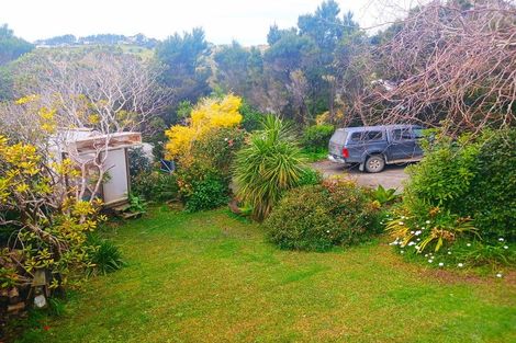 Photo of property in 67 Cable Bay Block Road, Cable Bay, 0420