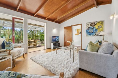 Photo of property in 54 Taylor Road, Mangere Bridge, Auckland, 2022