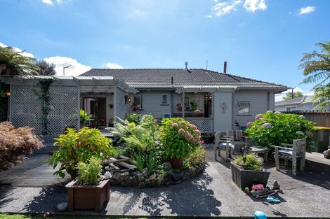 Photo of property in 74 Sunset Road, Mangakakahi, Rotorua, 3015