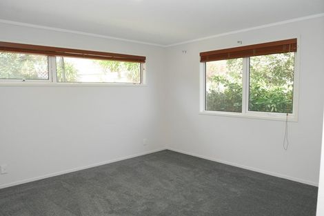 Photo of property in 13 Groves Road, Raumati Beach, Paraparaumu, 5032