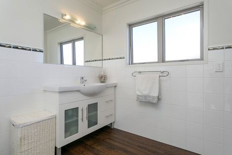 Photo of property in 3 Ernest Kemp Rise, Wharewaka, Taupo, 3330