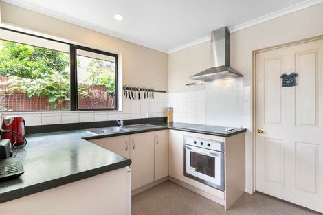 Photo of property in 3 Carling Avenue, Massey, Auckland, 0614