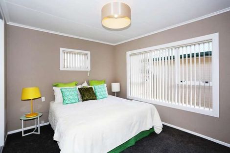 Photo of property in 74 Wellington Street, Pukekohe, 2120