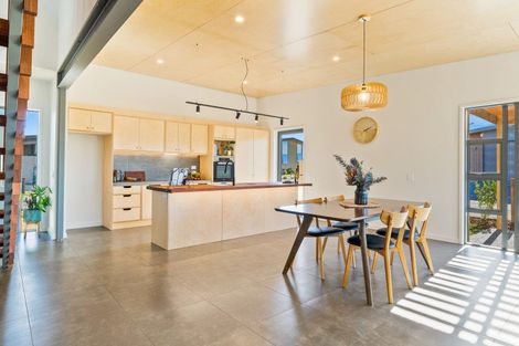 Photo of property in 4 Mirek Street, Waikanae, 5036