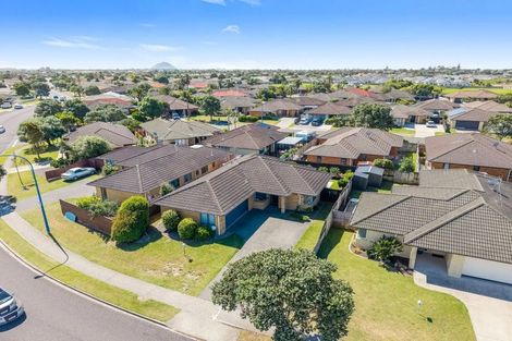 Photo of property in 719 Gloucester Road, Papamoa Beach, Papamoa, 3118