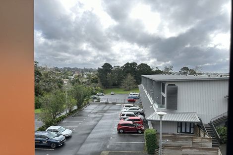 Photo of property in 7e/30 Westward Ho, Glen Eden, Auckland, 0602