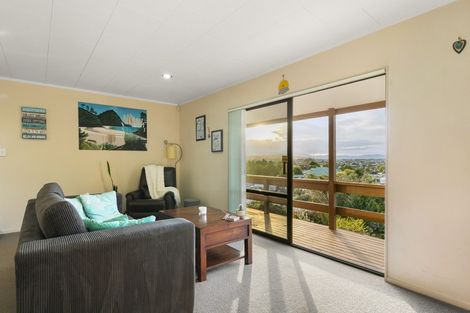 Photo of property in 8a Pelorus Street, Welcome Bay, Tauranga, 3112