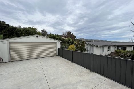 Photo of property in 214 Dyers Pass Road, Cashmere, Christchurch, 8022