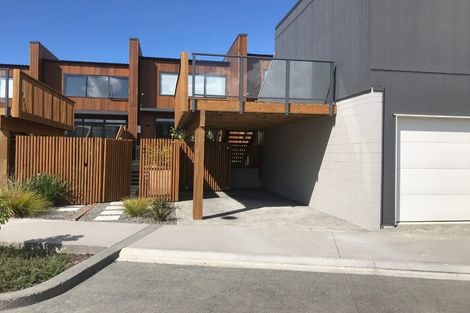 Photo of property in 3 Hudson Bay Road, Hobsonville, Auckland, 0616